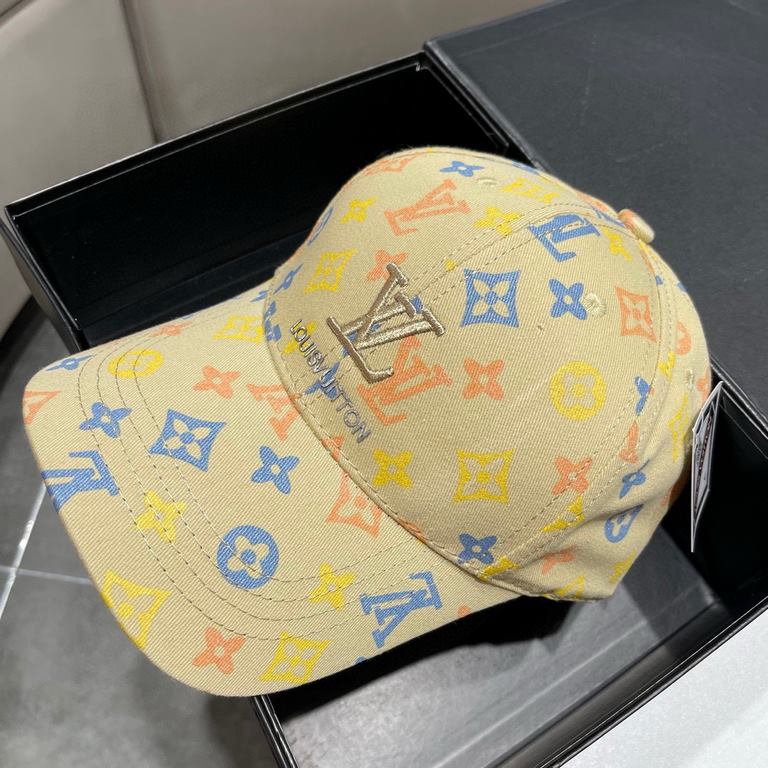 LV Louis Vuitton classic original single baseball cap 11 open mold ordering, the original counter long years burst version, the quality is superb, the basic head circumference of 56, the patch can be adjusted.