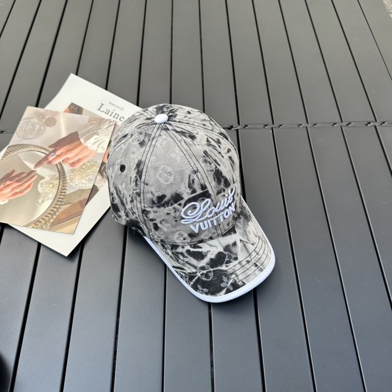 Louis Vuitton Baseball Caps LouisVuitton   New LV baseball caps, heavy construction   perfect old-fashioned camouflage, high-end atmosphere, versatile models   men and women!