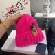 Special  LV Louis Vuitton Plush Knit HatThe plush knit hat that everyone should have!It's so, so easy to mix and match with your clothes.Good texture, no pilling is my basic requirement for a hat.It's good looking but no