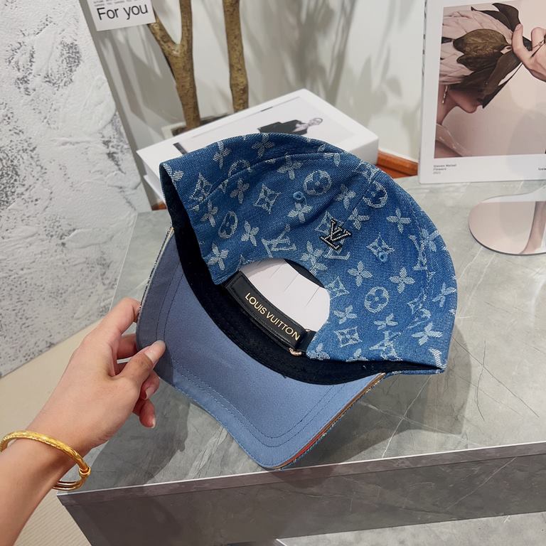 Louis Vuitton LV   new grinding edge washed blue baseball cap, casual versatile Japanese system do old retro cowboy duck tongue cap, men and women with the same models