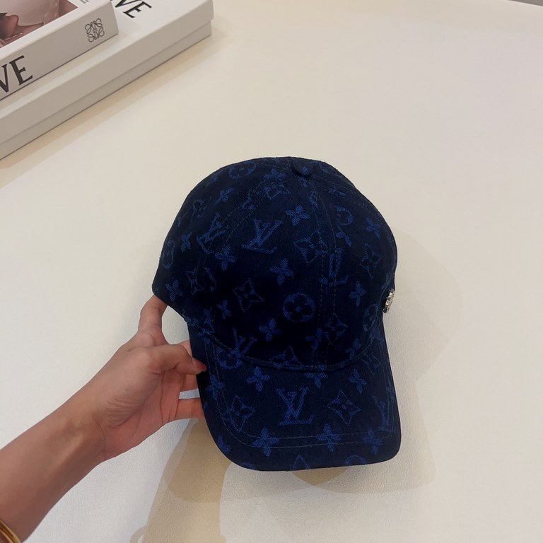 LV Louis Vuitton   New super nice dark LV Excellent craftsmanship, counter substitute version of the baseball cap, classic universal