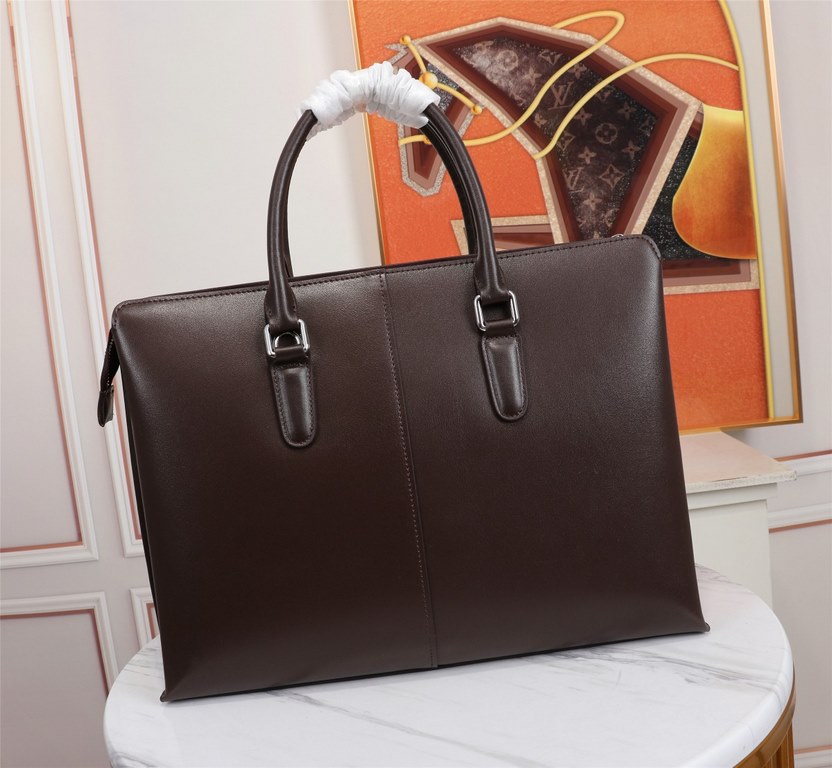 Top quality original single] 2022 latest models LV briefcase European original imported cowhide sketching iconic lines, using imported equipment, fashion trend, counter quality, more zipper pockets and internal patch poc