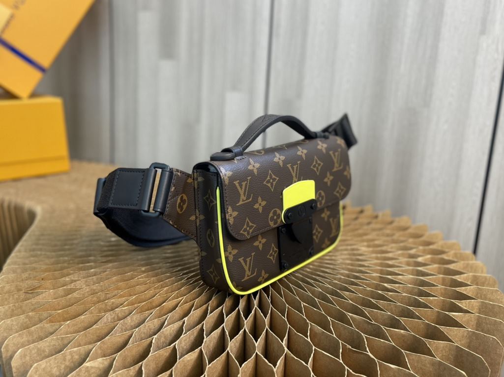 Top quality original [Exclusive background] Model No. M45864 Size 21x15x4CM    This new S Lock Sling handbag is fitted with a magnetic closure inspired by Louis Vuitton's traditional suitcase closure to keep your persona