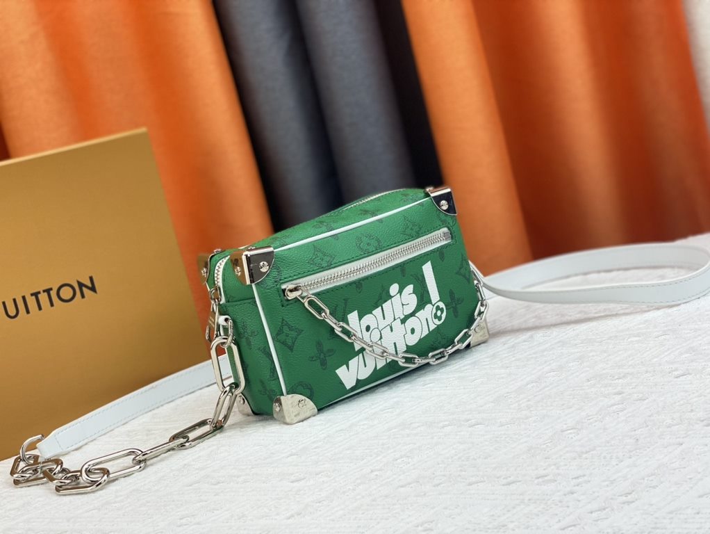 Upgraded Original Exclusive M80816 Green. YELLOW. White M44480 with new Louis Vuitton! signature printed on its vintage Monogram canvas and chunky chain, the mini soft trunk bag is part of Virgil Abra's everyday LV capsu