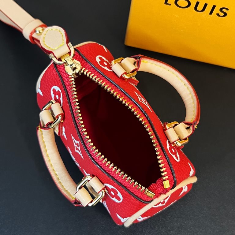 new   old pattern 5 colors In stock  MINI KEEPALL bag charm with keychain Louis Vuitton Louis Vuitton lv Mini Pillow Bag Pendant  This Mini Keepall bag and keychain is a bold and adventurous take on the classic handbag s