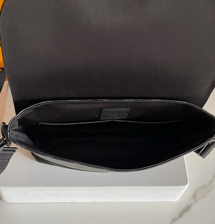 Top Original   Genuine Development, All Steel Hardware     This new messenger bag pays homage to Louis Vuitton's iconic equestrian-inspired Saumur handbag, launched in 1986, with a combination of Monogram Eclipse canvas 