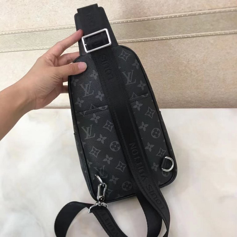 [Original Goods] LV Chest BagModel 28996Size 18-31-5Counter new    heavy hit version of the replica   original leather replica   leather super soft   oversized capacity   customized counter original hardware  smooth zipp