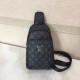 [Original Goods] LV Chest BagModel 28996Size 18-31-5Counter new    heavy hit version of the replica   original leather replica   leather super soft   oversized capacity   customized counter original hardware  smooth zipp