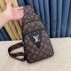 So many people looking at the bag!  LV is not good to sell turn the picture know. Newest 2020 Launched Men's Chest Bag, Selected Leather - High-grade Imported Cowhide Leather, Imported Lining Design  Uniform alignment [B