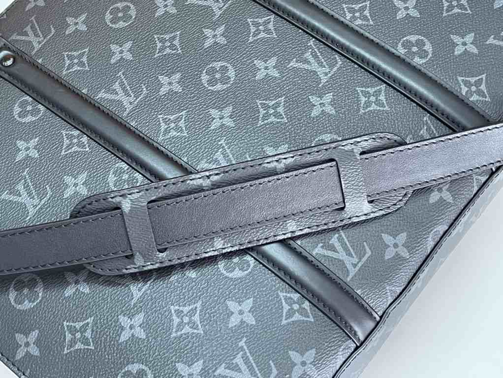 Top Original 45265 Sac Plat Horizontal Zippé Briefcase in Monogram Eclipse canvas and leather, LV letters embossed with the Monogram nameplate to pay tribute to the brand's legacy, sharp lines to write a new chapter of b