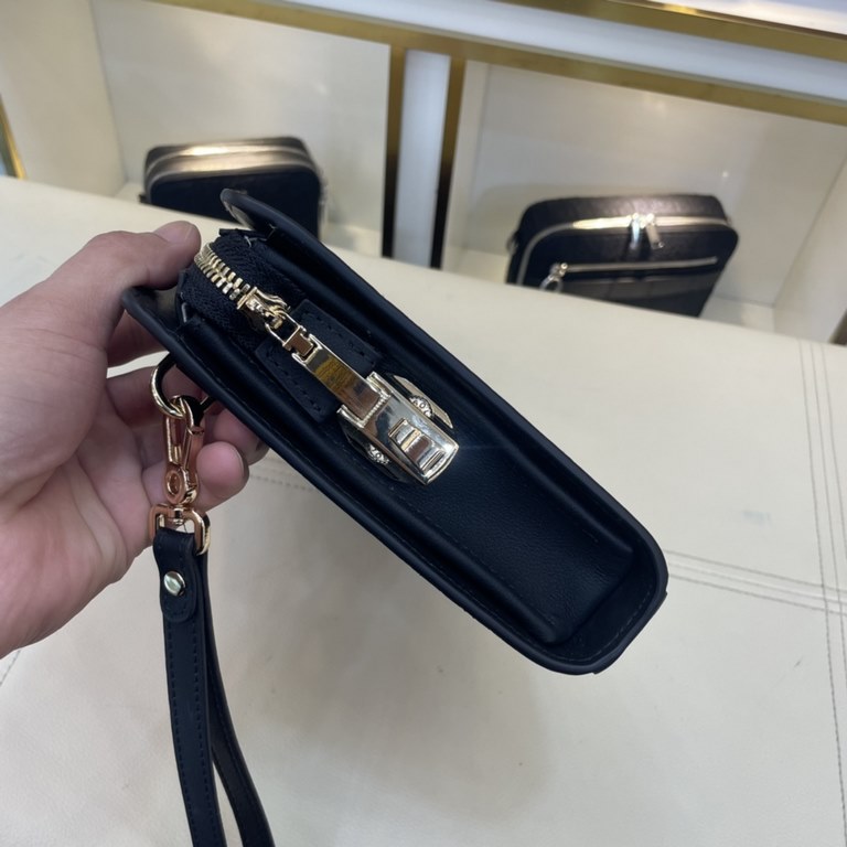 The original official network Model 3385-4 original single goods [love] LV original single authentic new counter with the same high-end men's casual clutch   workmanship super refined and elegant. Equipped with imported 