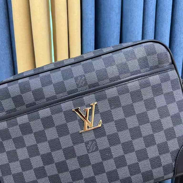 】LV Crossbody BagModel 2367-2Size 31-21-7Counter new    Heavy hit replica   original leather replica   leather super soft   super large capacity   customized counter original hardware  smooth zipper    perfect craftsmans