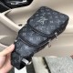 So many people looking at the bag!  LV is not good to sell turn the picture know. Latest 2020 Launched Men's Chest Bag, Selected Leather - High-grade Imported Cowhide Leather, Imported Lining Design  Uniform alignment [B