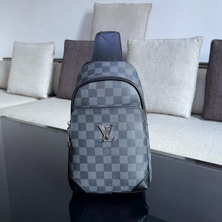 LV Chest BagModel 28996Size 18-31-5Counter new    Heavy hit replica   original leather replica   leather super soft   super large capacity   customized counter original hardware  smooth zipper    perfect craftsmanship   