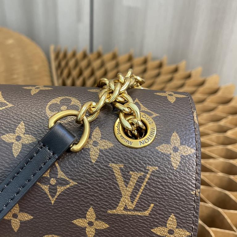 Top Original [Exclusive Background] M45592 Chain Bag Counterpart Full Steel Hardware Lining] The NeoMonceau handbag adds to the Louis Vuitton handbag collection for winter 2020. Borrowing from the classic LV hard case, t