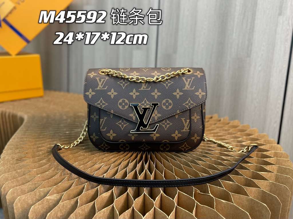 Top Original [Exclusive Background] M45592 Chain Bag Counterpart Full Steel Hardware Lining] The NeoMonceau handbag adds to the Louis Vuitton handbag collection for winter 2020. Borrowing from the classic LV hard case, t