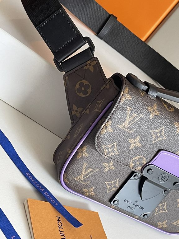 [S Lock Sling Waistcoat] M46245 Handbag with a magnetic closure inspired by Louis Vuitton's traditional hard case locks to keep your personal belongings safe and secure.Monogram Macassar canvas with creative black metal 