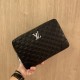 (burst) LV men's high-end handbag clutch. Inside and outside are top materials, top imported original ... leather (Italy imported cowhide) ultra-high definition hardware logo logo, top special hardware, high-end velvet l