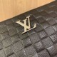 (burst) LV men's high-end handbag clutch. Inside and outside are top materials, top imported original ... leather (Italy imported cowhide) ultra-high definition hardware logo logo, top special hardware, high-end velvet l