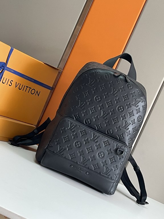 Top Original M46109 Embossed Black This racerback exudes sporty-chic attitude in a montage leather shadow. Lightweight calf leather in elegant black is embossed with Louis Vuitton's classic montage pattern for an underst