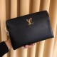 The new handbag   , embroidered Lv home English, leather soft and comfortable, feel super good, high quality , especially classy, very fashionable and durable   out of the essentials   Size 29  18  Color Black Model 396-