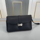 [Love] LV original single genuine new counter the same high-end men's casual clutch   workmanship is super refined and elegant. With imported raw materials cowhide counter special hardware and special lining bags. Leathe