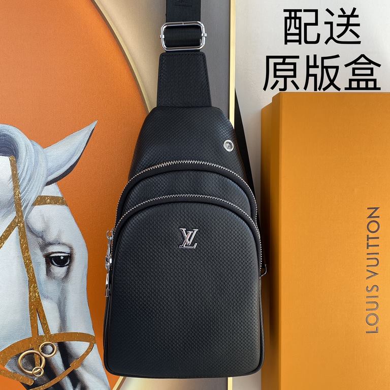 Distribution of the original box] the latest styles, LV men's chest bag   the original single quality using imported original leather material, lightweight, comfortable, smooth texture, delicate feel Noble hardware low-p