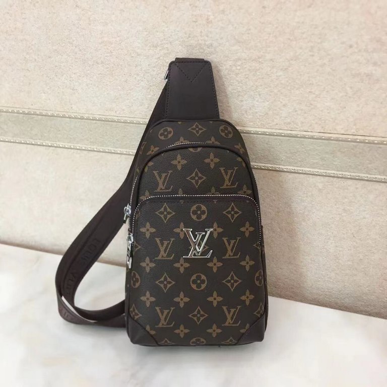 [Original Goods] LV Chest BagModel 28996Size 18-31-5Counter new    heavy hit version of the replica   original leather replica   leather super soft   oversized capacity   customized counter original hardware  smooth zipp