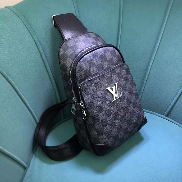 LV Chest BagModel 28996Size 18-31-5Counter new    Heavy hit replica   original leather replica   leather super soft   super large capacity   customized counter original hardware  smooth zipper    perfect craftsmanship   