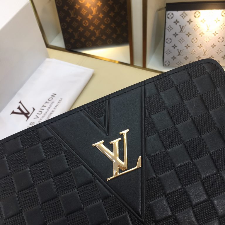 The original official network model 66112-4 # original single goods [love] LV original single authentic new counter with the same high-end men's casual clutch   workmanship super refined and elegant. Equipped with import