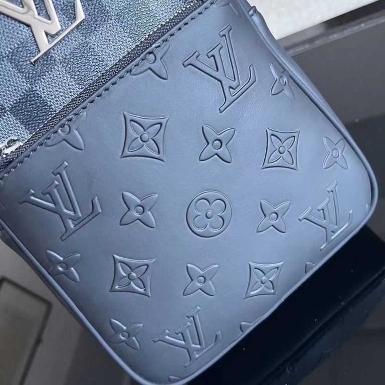 Exclusive  [Original Goods] LV Chest BagModel 2888Size 18-31-5Counter new    Heavy hit replica   original leather replica   leather super soft   oversized capacity   customized counter original hardware  smooth zipper   