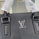 The original official network original single goods [love] LV original single authentic new counter with the same high-end men's casual briefcase   workmanship is super refined and elegant. With imported raw materials co