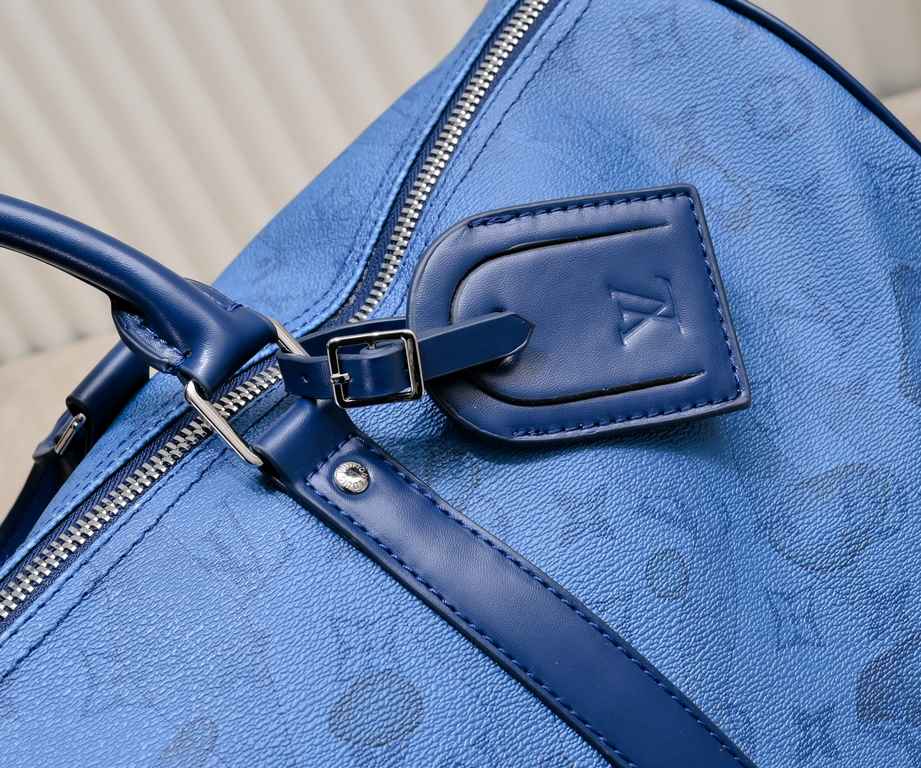 Exclusive Actual - Upgraded   Official Website Right Quality M22570 M41416 The keepall is a classic in the Louis Vuitton travel bag collection. This large keepall has a monogram canvas body with a detachable leather shou