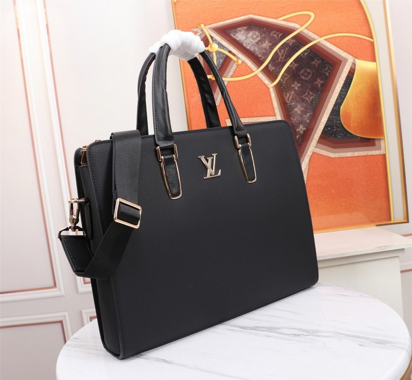 【Top Original Quality】 2022 Newest LV Briefcase The original European imported cowhide sketches the iconic lines, made with imported equipment, fashionable and trendy, counter quality, more zipper pockets and internal pa