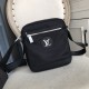 Top counter rat ruthless goods 2022 latest style LV nylon cloth with imported head layer flower leather men's small crossbody bag super hot mass shipment pull, clamoring counter goods   top original single goods   paper 