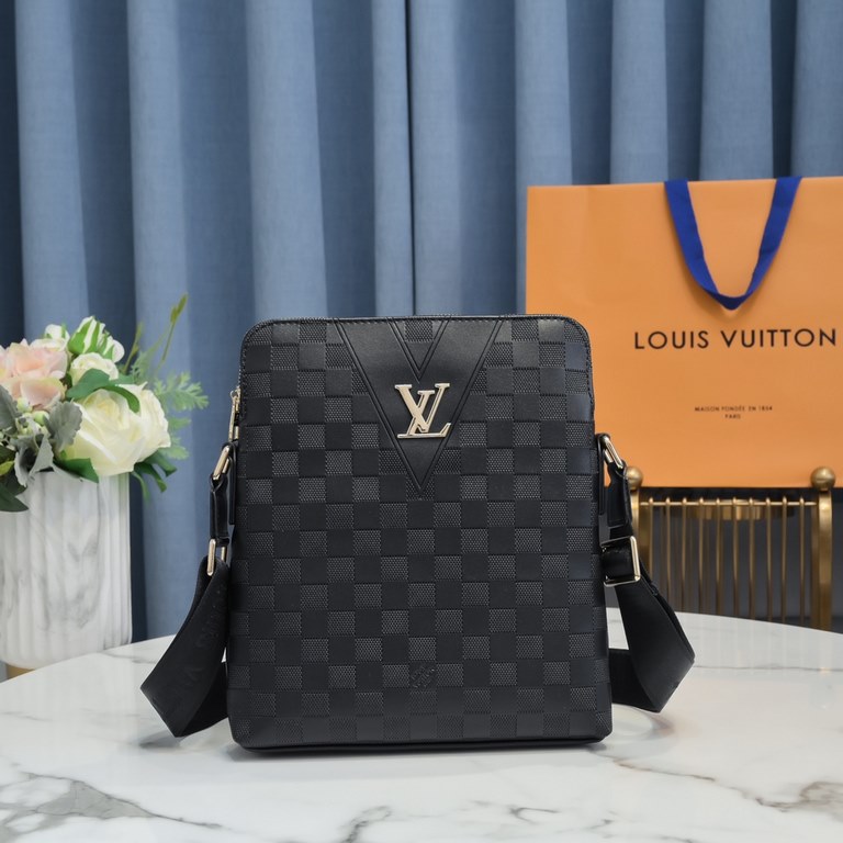 LV Louis Vuitton (Original) Overseas Traditional Unique Shoulder Bag   Original Purchase Beaten Edition Fine Workmanship   Original Cowhide with   Original Hardware   Men's God Essentials Scheduled Particularly face Succ