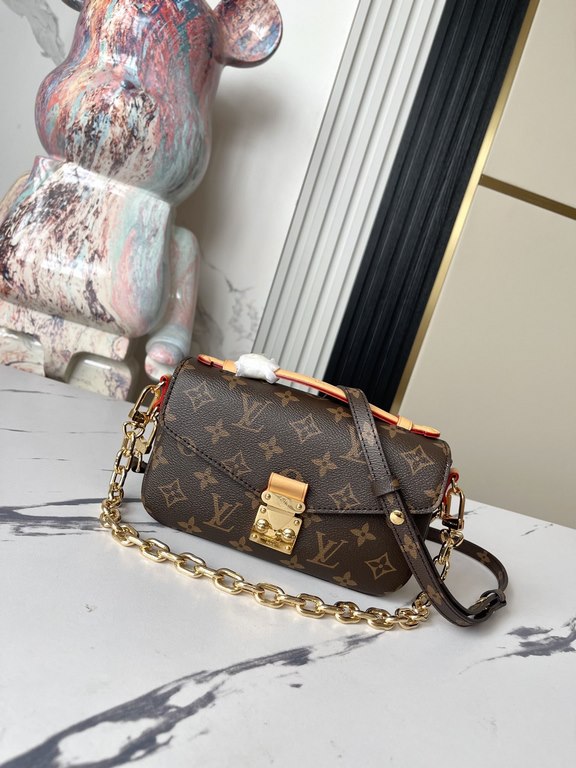 M46279 Old Flower Messenger Bag Series LV messenger bag out of small East West Métis handbags in a stylish shoulder bag shape with a trendy sense of fashion. The compact body is made from the brand's Monogram canvas, wit