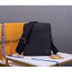 【Original Quality M30265】ALEX Small Messenger Bag The Alex Small Messenger Bag is made from Louis Vuitton's classic Taga leather and can be used for both formal and casual occasions. The flawless design is functional the