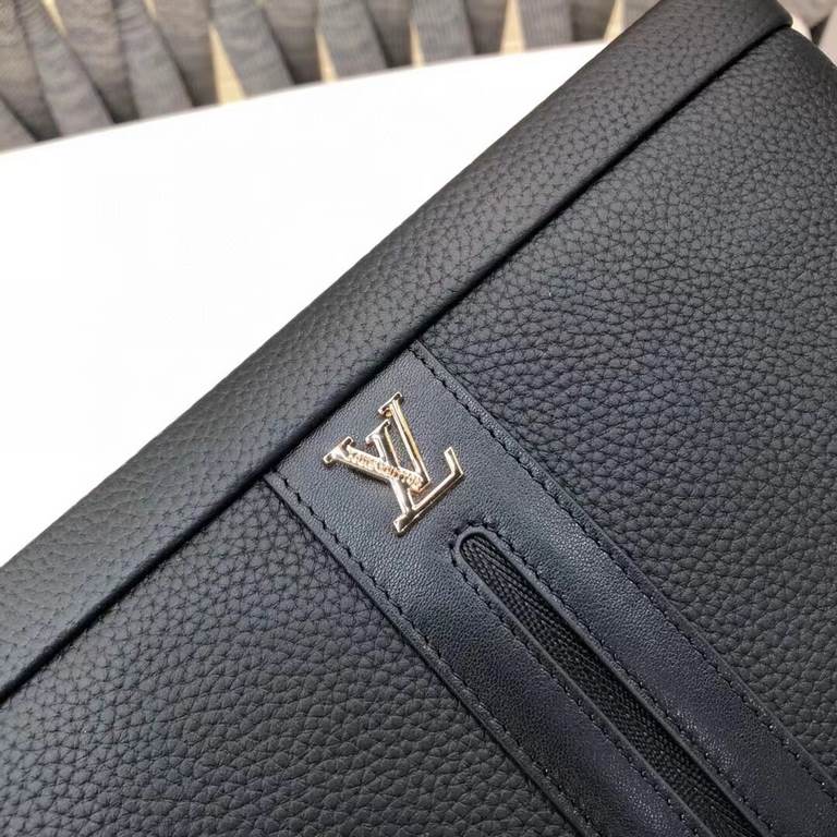 LV Strong]Fashion Casual Clip Bag    Imported Leather The market is the only home of a five sex gold Please recognize the quality quasi-quality Not the same amount of quality is not the same kind of temperament, 8059 Bla