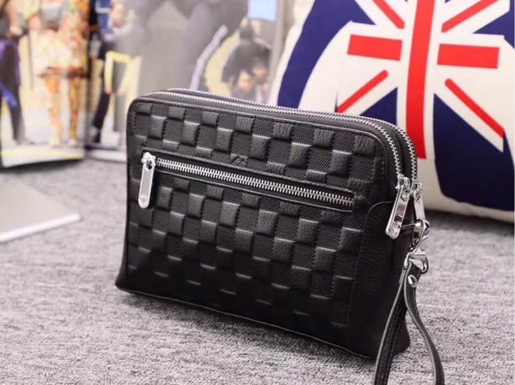 P ~ [Jingdong available] latest models double zipper handbag Louis vuitton black double zipper   absolute head layer cowhide latest models LV men   clutch bag    using top Italian imported cowhide    custom counter gold 