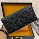 () [Original] LV Louis Vuitton  [Model] 666060 small wallet [Size] 19-10-2.5cm [Color] black high-end quality (original authentic) [Material] LV counter purchases classic  original imported   cowhide  authentic imported 