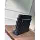 LV Louis Vuitton is the first to use the pouch in the world's most prestigious luxury brand, and it's the first to use the pouch in the world's most prestigious brand.The new pouch clutch is made of damier graphite canva