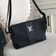 Top counter rat ruthless goods 2022 latest style LV nylon cloth with imported head layer flower leather men's small crossbody bag super hot mass shipment pull, clamoring counter goods   top original single goods   paper 