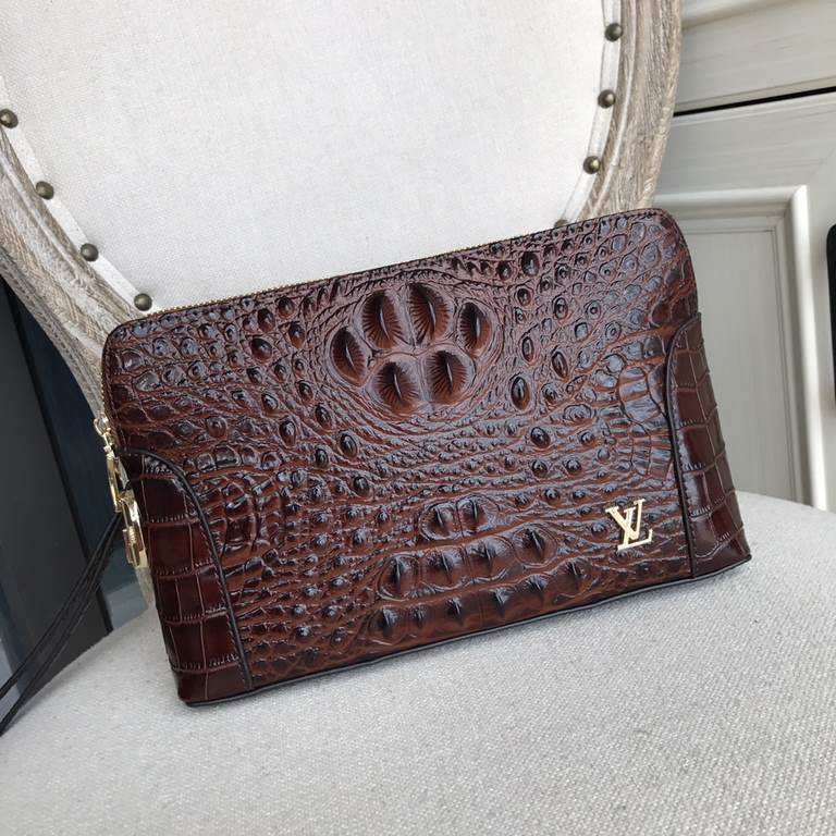 Top counter rat ruthless goods 2022 latest style LV men's code lock clutch bag fire models large shipments pull, clamor counter goods   top original single goods   paper talk bragging about the skin we will not, please l