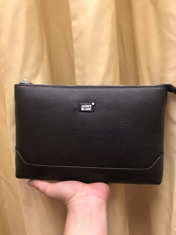 With the box   so many people fancy bag Lv is not good to sell turn the picture know. Latest 2023 Launched  Men's Clutch Zipper Bag, Selected Leather - High-grade Imported Cowhide Leather, Imported Lining Design   Unifor