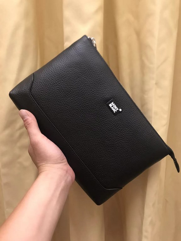 With the box   so many people fancy bag Lv is not good to sell turn the picture know. Latest 2023 Launched  Men's Clutch Zipper Bag, Selected Leather - High-grade Imported Cowhide Leather, Imported Lining Design   Unifor