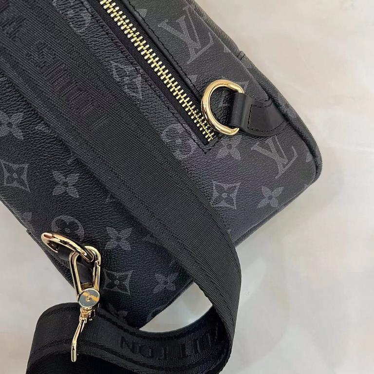 LV Chest BagModel 23344Size 18-31-5Counter new    heavy hit replica   original leather replica   leather super soft   oversized capacity   customized counter original hardware  smooth zipper    perfect craftsmanship   re