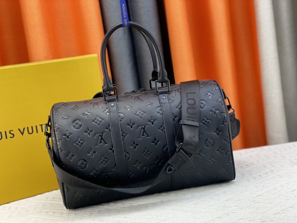 Upgraded from the original M22765 full leather M46655 grams This Keepall 35 travel bag features full Monogram embossing in Monogram Shadow leather with matte metal pieces for a minimalist design, and cabin luggage sizes 