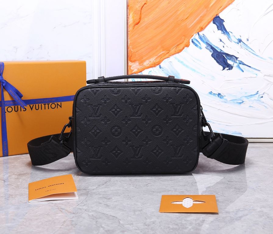 Top Original M58489 This S Lock messenger bag is crafted from supple Taurillon leather in an elegant black hue, embellished with the brand's traditional Monogram embossed pattern. The magnetic closure, inspired by George