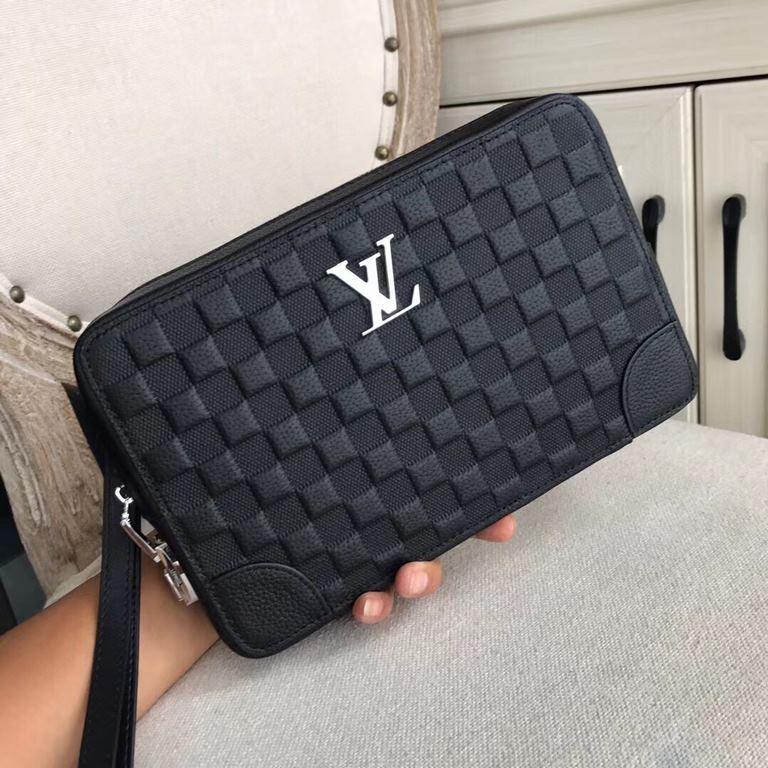 (burst) LV men's high-end handbag clutch. Inside and outside are top materials, top imported original ... leather (Italy imported cowhide) ultra-high definition hardware logo logo, top special hardware, high-end velvet l